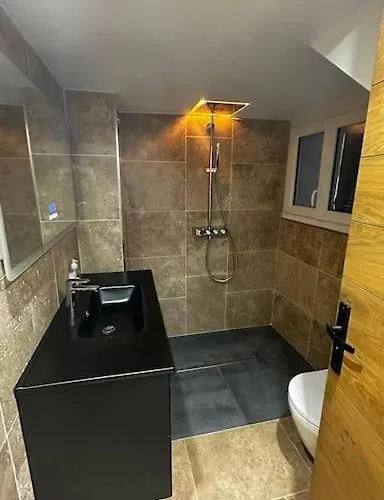 Lou K-sea Den, Le Terrier De La * Каси