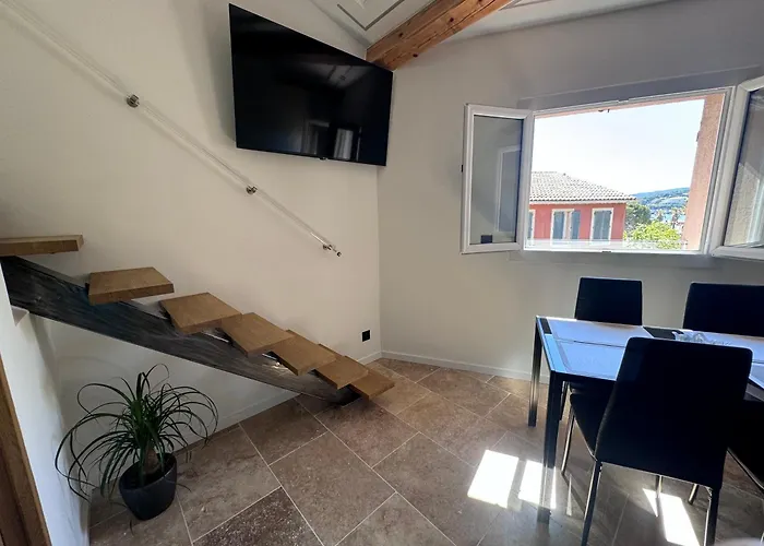 Lou K-sea Den, Le Terrier De La